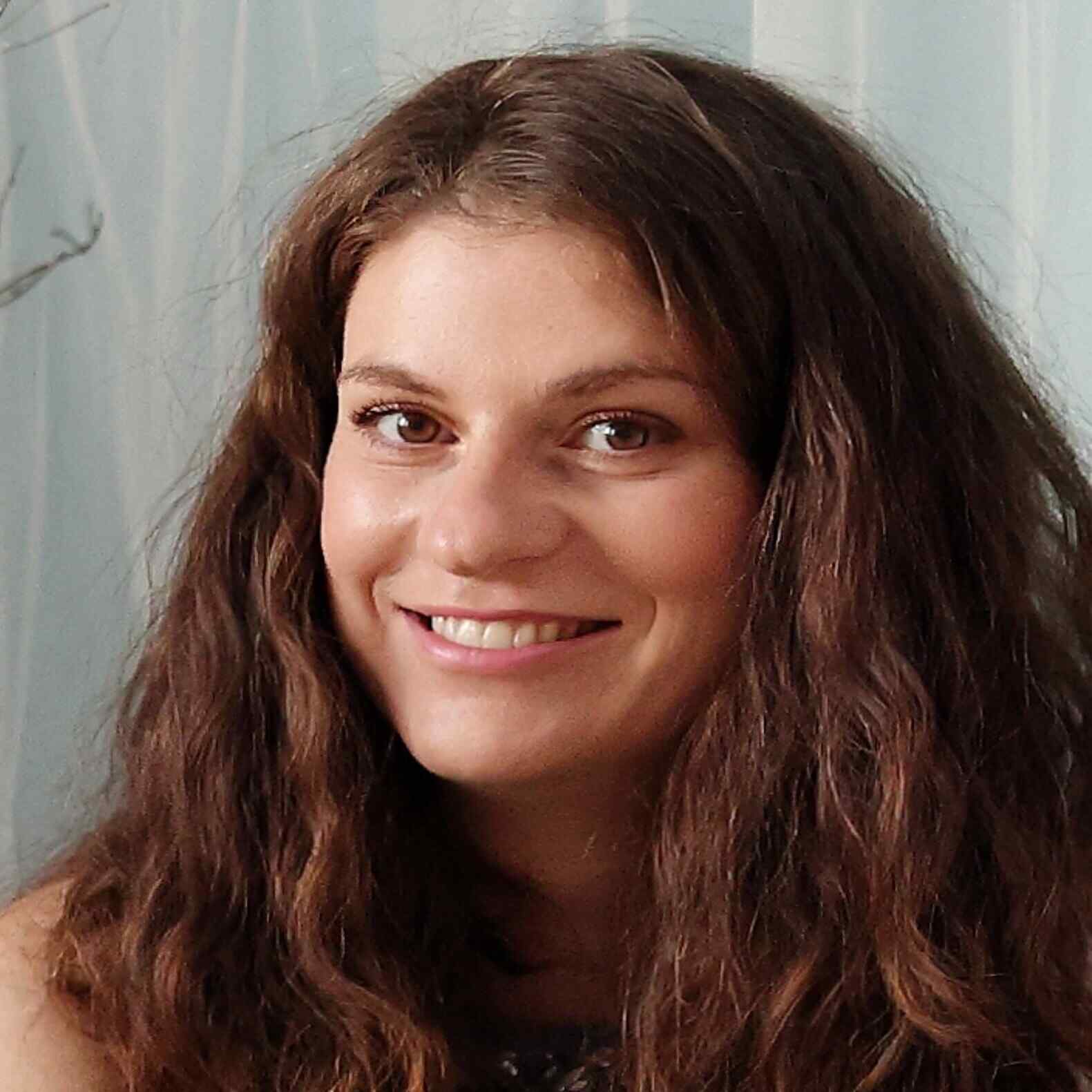 Анна Николова   Photo